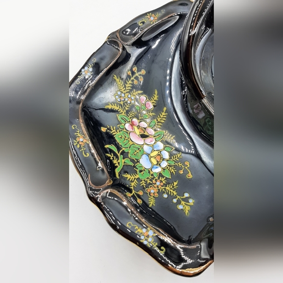Vintage Black Divided Dish Hand Painted Moriage Flowers Handle Gold Trim Japan - Picture 7 of 9